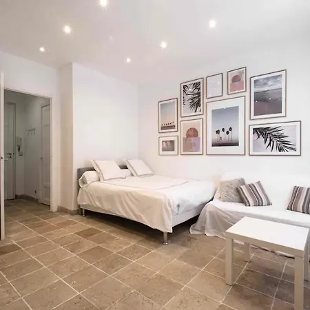 Plein Centre Clim, Proche Gare Et Tramway Apartamento