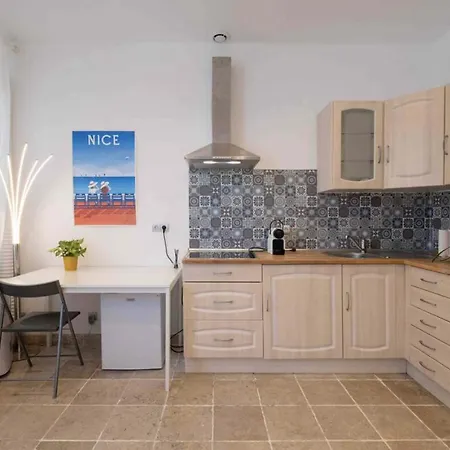 Plein Centre Clim, Proche Gare Et Tramway